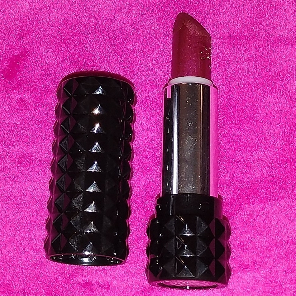 Kat Von D Studded Kiss Lipstick Wolvesmouth Full Size 3 g .10 oz Discontinued